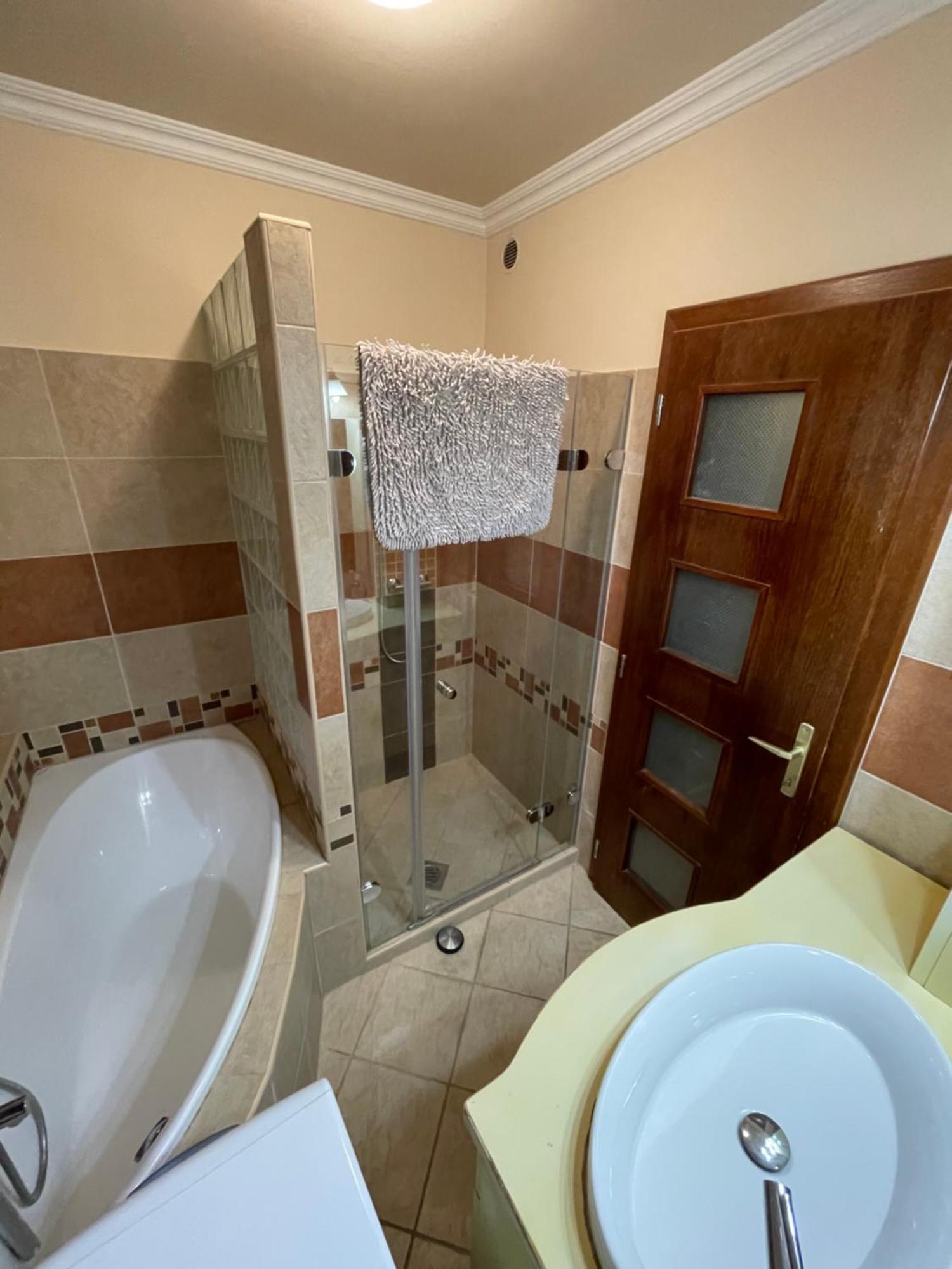 Ik Apartment Debrecen Eksteriør billede