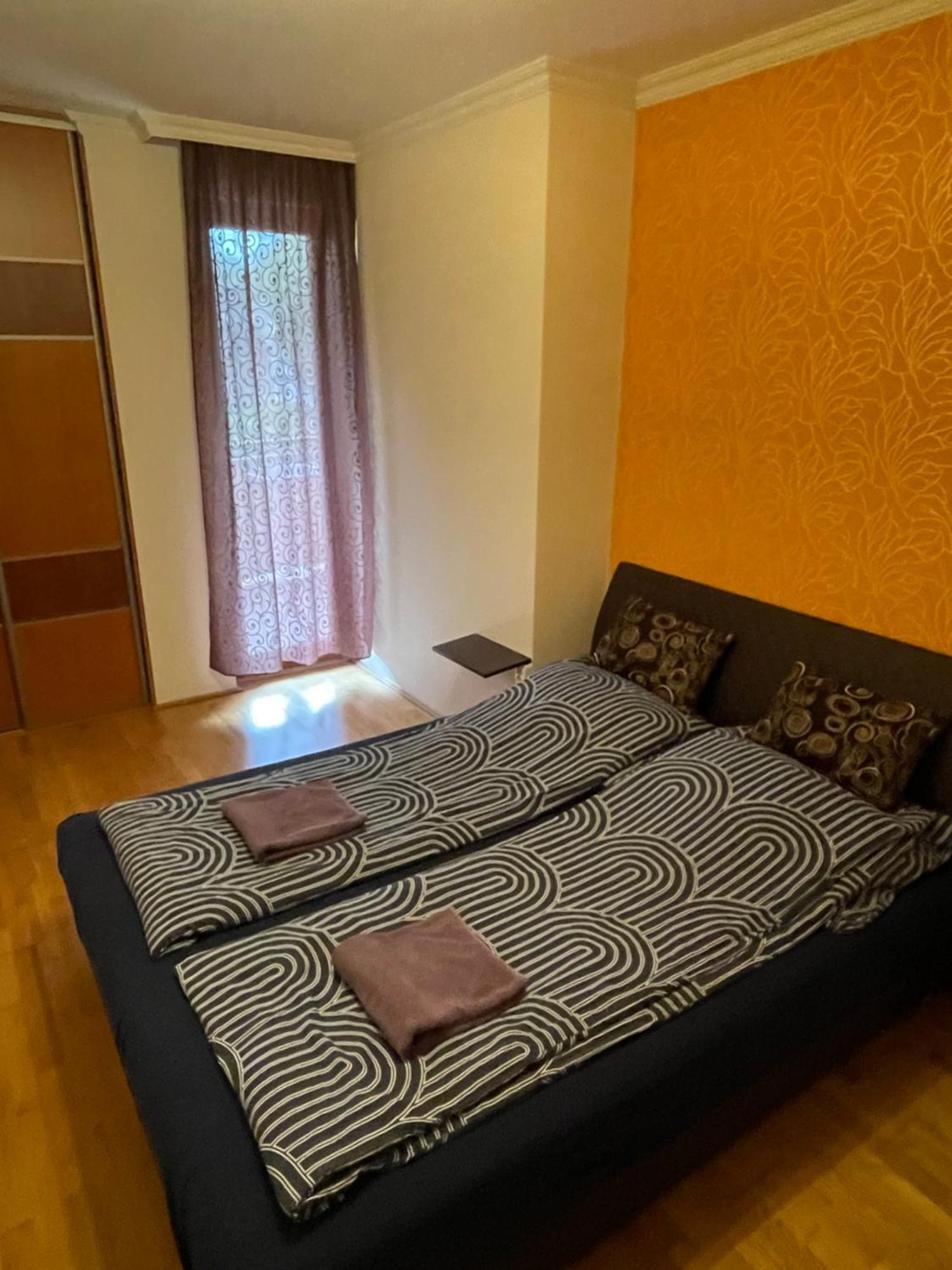 Ik Apartment Debrecen Eksteriør billede